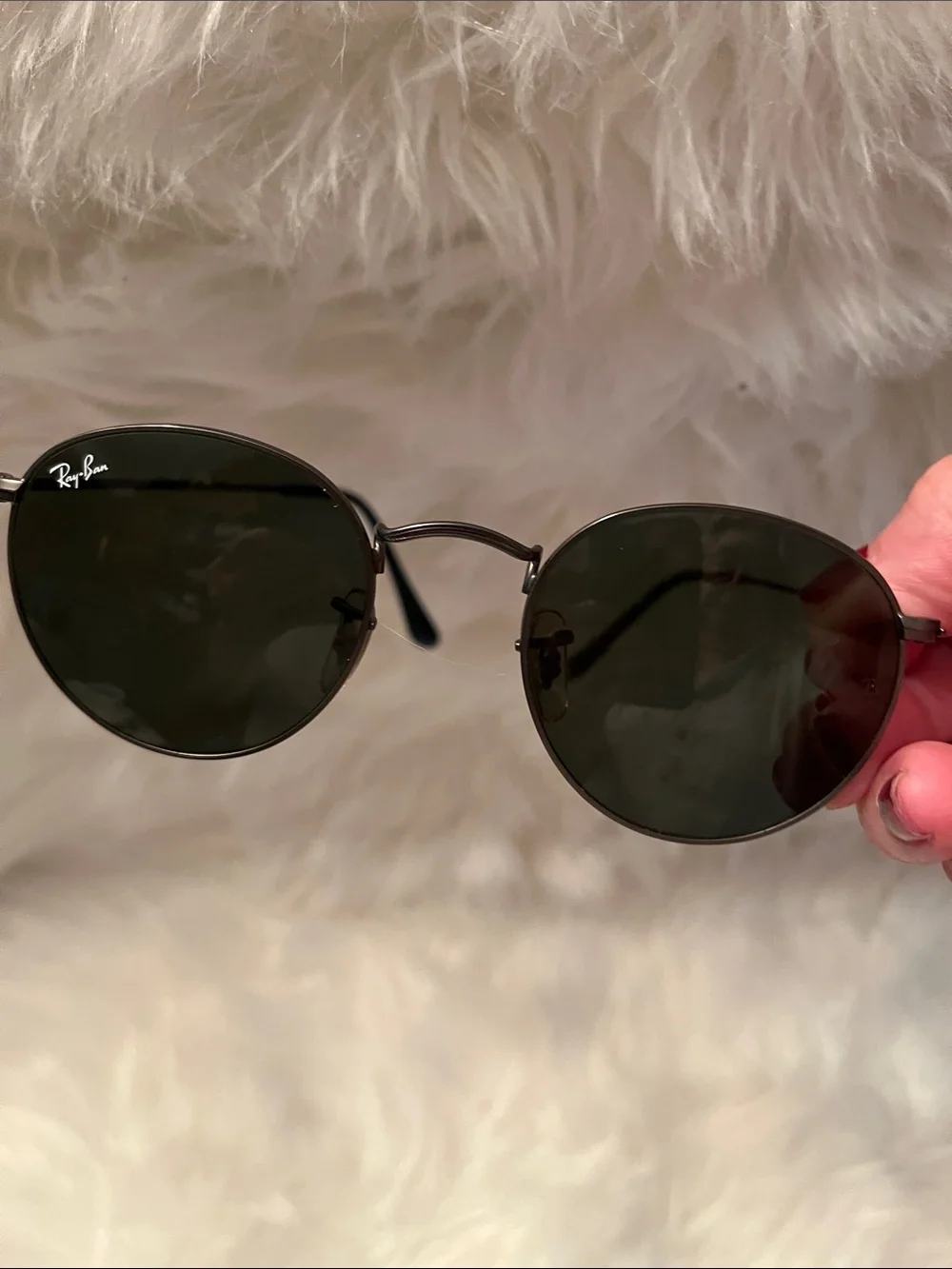 Ray-Ban Round Metal Sunglasses in Black and Silver
